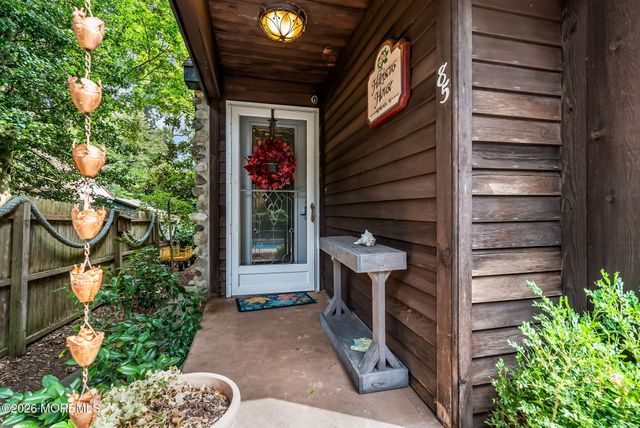 85 Valley Avenue, Highlands, NJ 07732