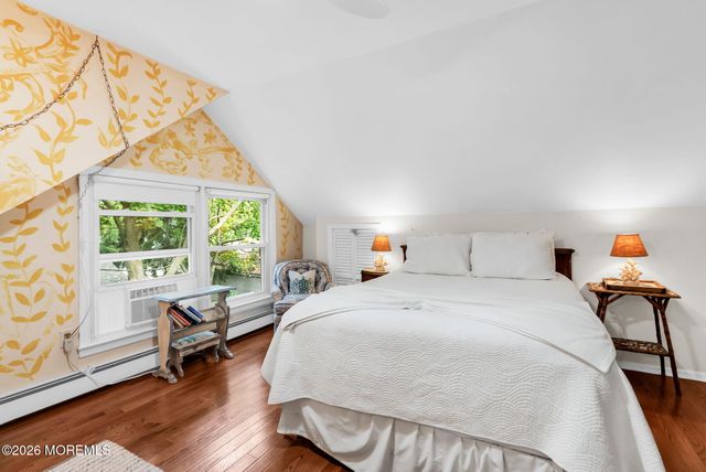 85 Valley Avenue, Highlands, NJ 07732