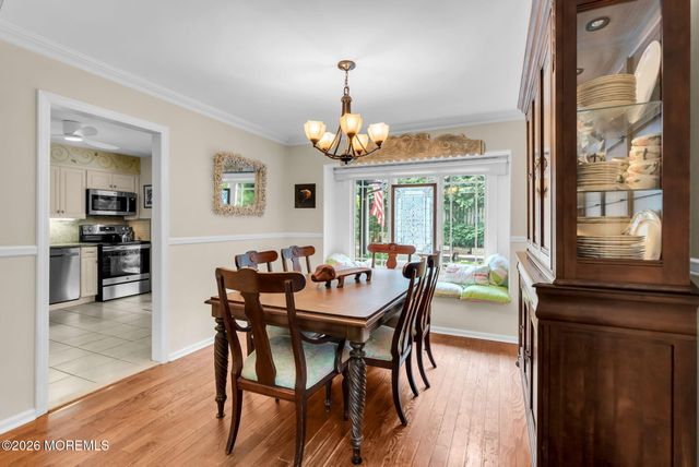 85 Valley Avenue, Highlands, NJ 07732