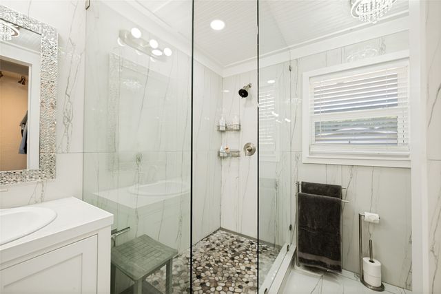4708 Holiday Lane E, North Richland Hills, TX 76180