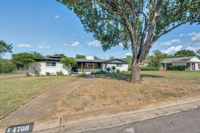 4708 Holiday Lane E, North Richland Hills, TX 76180