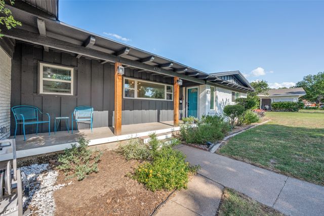 4708 Holiday Lane E, North Richland Hills, TX 76180