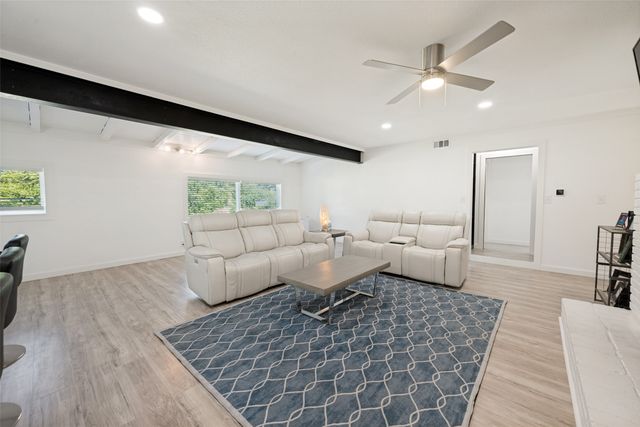 4708 Holiday Lane E, North Richland Hills, TX 76180