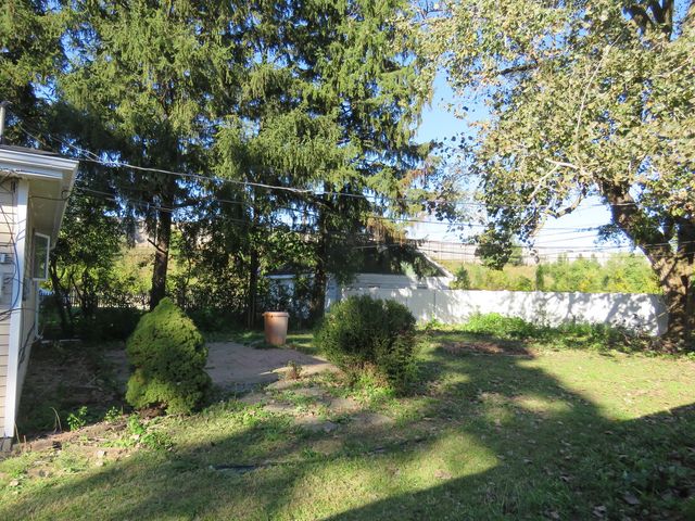 14327 Millard Avenue, Midlothian, IL 60445