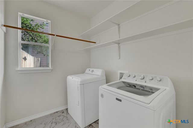 2043 Nevada Street, San Marcos, TX 78666