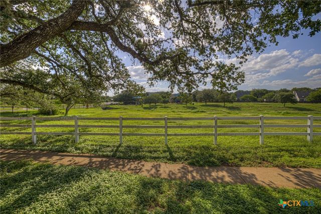2043 Nevada Street, San Marcos, TX 78666