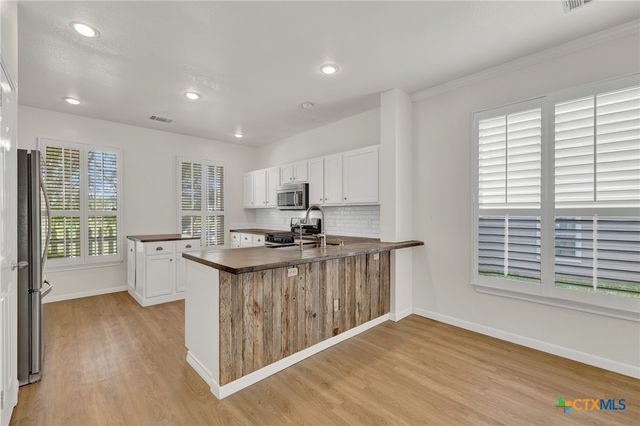 2043 Nevada Street, San Marcos, TX 78666