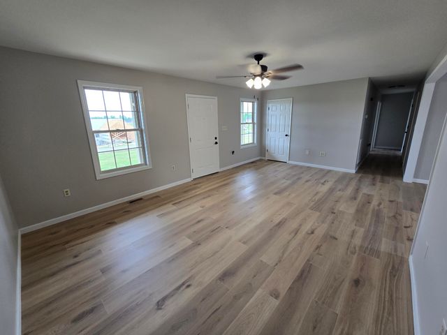 97 Boone Trail, London, KY 40744