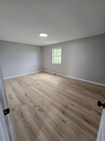 97 Boone Trail, London, KY 40744