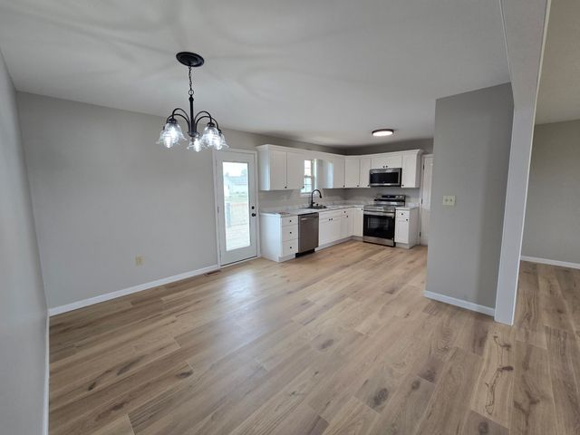 97 Boone Trail, London, KY 40744