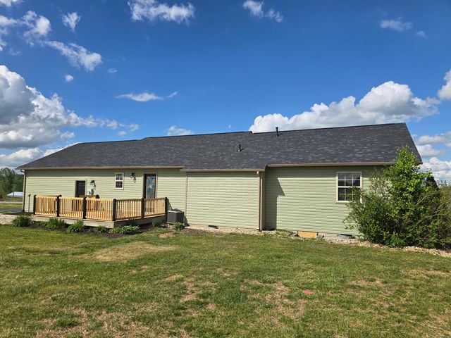 97 Boone Trail, London, KY 40744