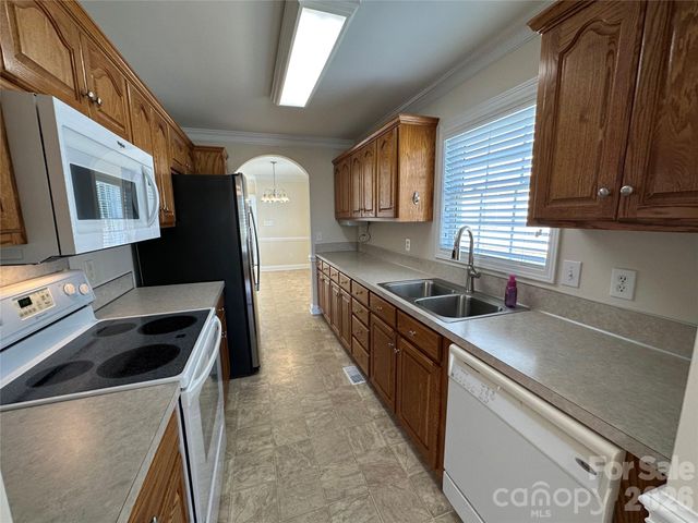 165 Bishop Lane, Concord, NC 28025