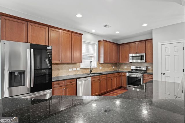 6 Eagle Court, Newnan, GA 30265