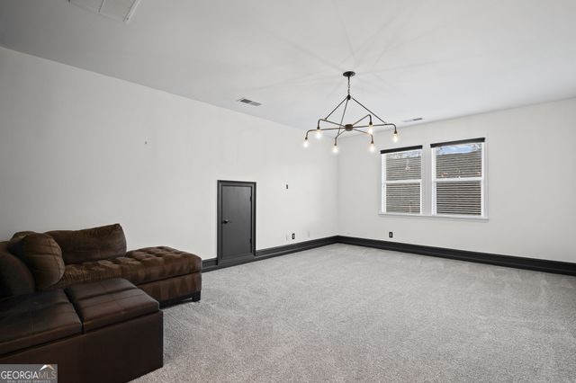 6 Eagle Court, Newnan, GA 30265