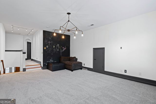 6 Eagle Court, Newnan, GA 30265