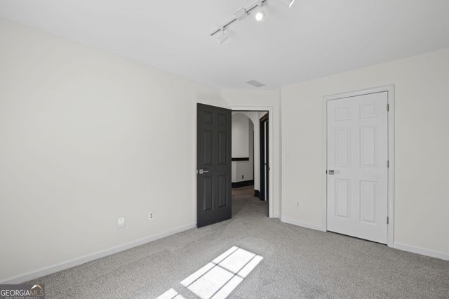 6 Eagle Court, Newnan, GA 30265