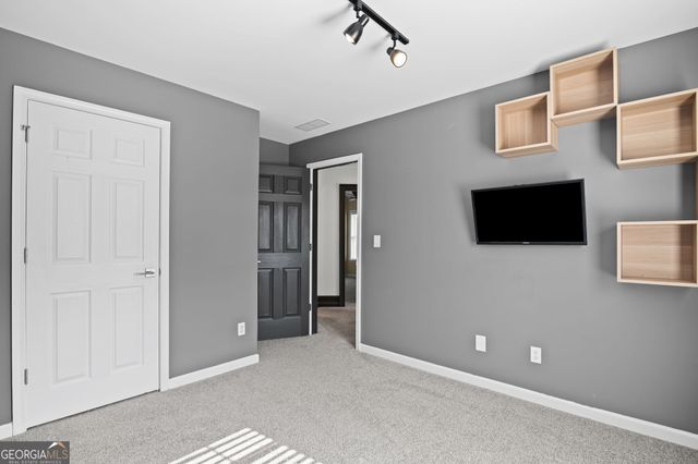 6 Eagle Court, Newnan, GA 30265