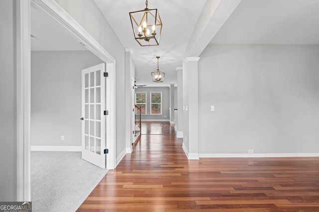 6 Eagle Court, Newnan, GA 30265