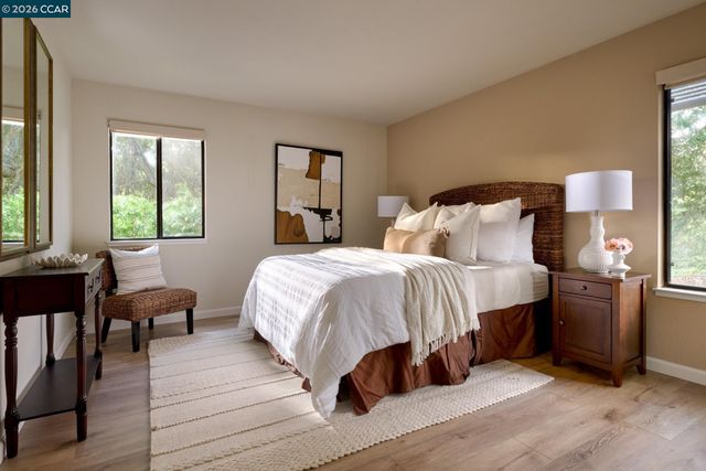 2305 Saddleback Dr, Danville, CA 94506