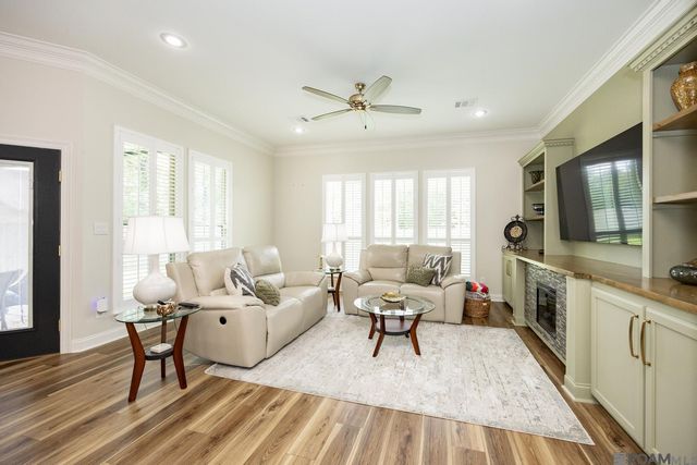 16123 Magnolia Trace Pkwy, Baton Rouge, LA 70817