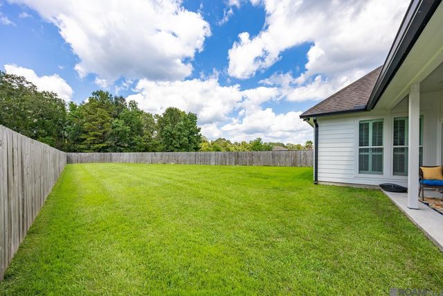 16123 Magnolia Trace Pkwy, Baton Rouge, LA 70817