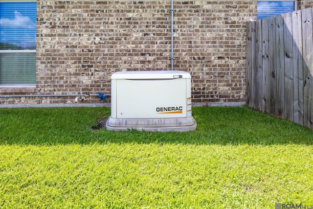 16123 Magnolia Trace Pkwy, Baton Rouge, LA 70817