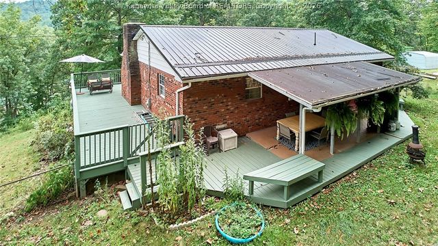 115 Mountaineer Lane, Charleston, WV 25312