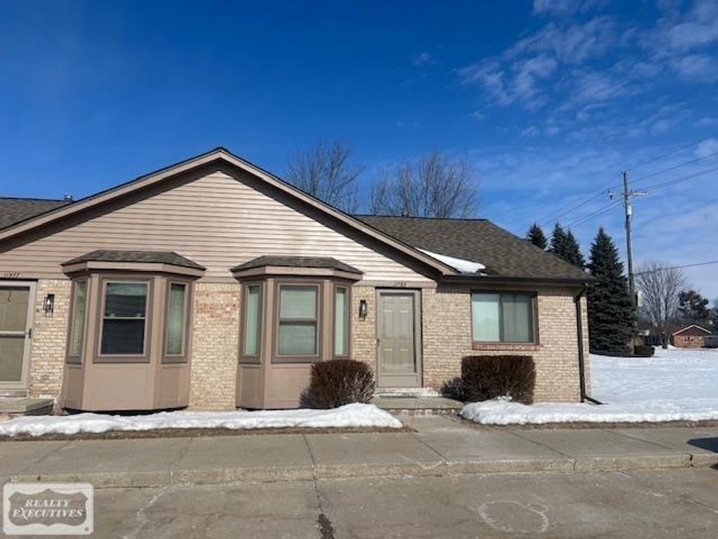 11583 Michael Drive, Washington Twp, MI 48094