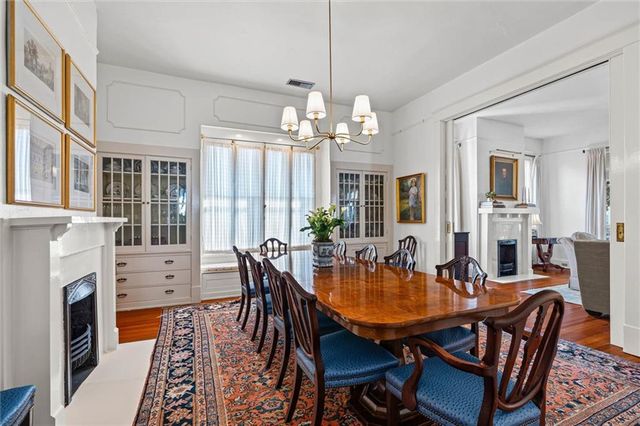 2016 Dauphin Street, Mobile, AL 36606