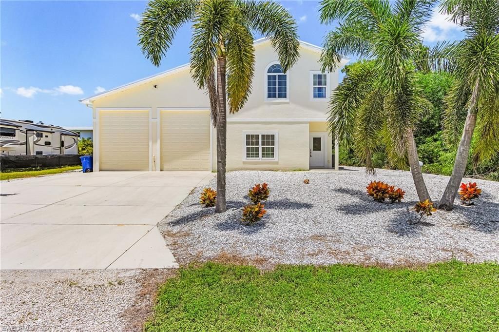 3810 Myers LN, ST. JAMES CITY, FL 33956 — exterior