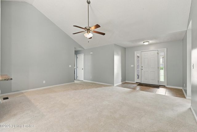 332 Reserves Blvd, Shepherdsville, KY 40165