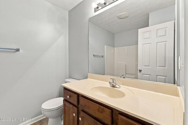 332 Reserves Blvd, Shepherdsville, KY 40165