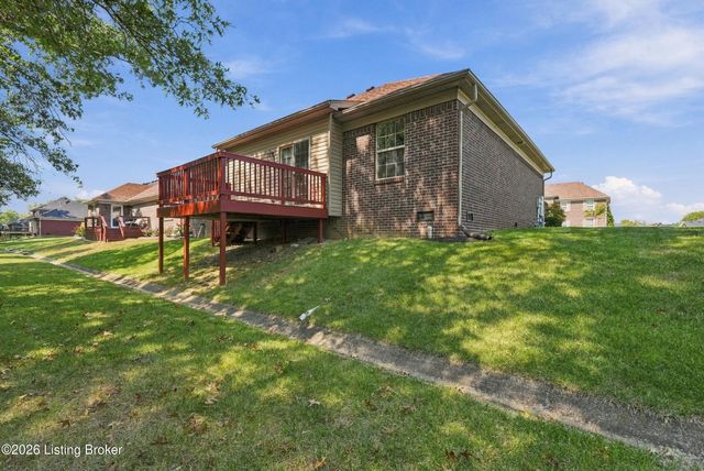 332 Reserves Blvd, Shepherdsville, KY 40165