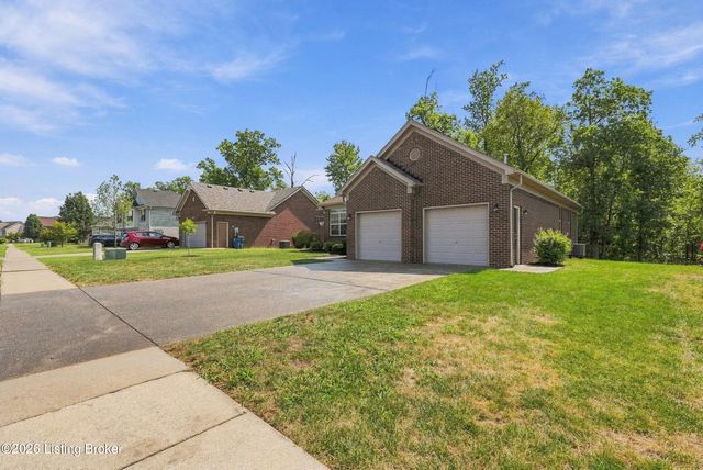 332 Reserves Blvd, Shepherdsville, KY 40165