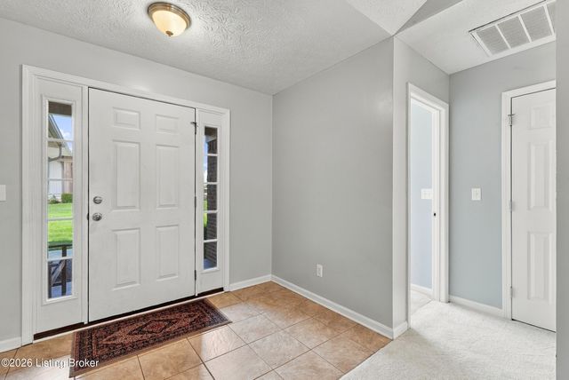 332 Reserves Blvd, Shepherdsville, KY 40165