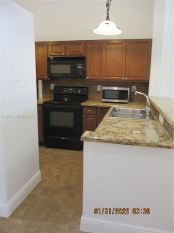 3200 NW 46th St 205, Oakland Park, FL 33309