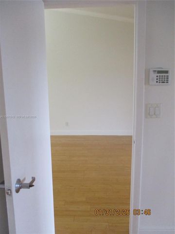 3200 NW 46th St 205, Oakland Park, FL 33309