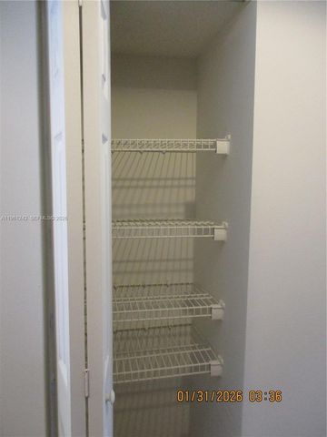 3200 NW 46th St 205, Oakland Park, FL 33309