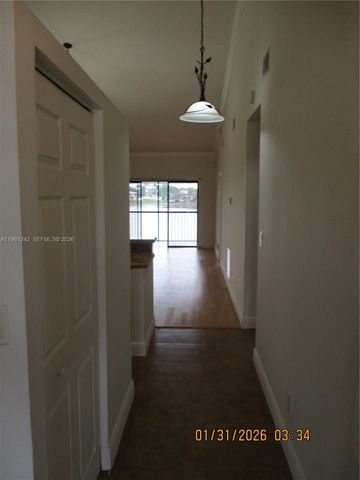 3200 NW 46th St 205, Oakland Park, FL 33309