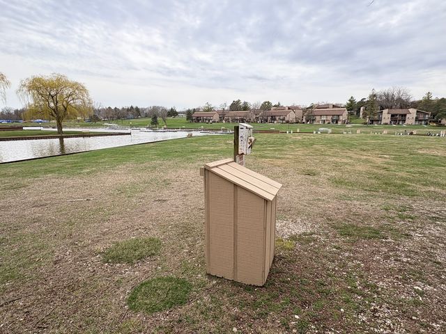 52 Oak Hill Colony 5, Fox Lake, IL 60020