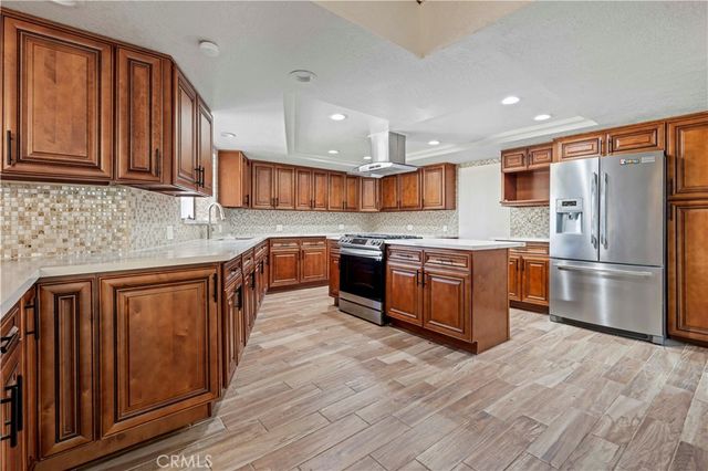 10123 finch ave, Rancho Cucamonga, CA 91737