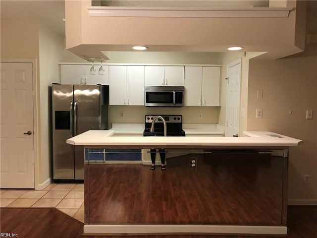 2304 Beach Haven Dr Apt 101, Virginia Beach, VA 23451