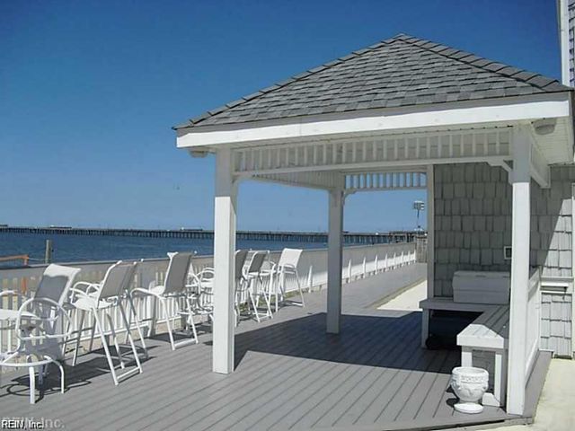 2304 Beach Haven Dr Apt 101, Virginia Beach, VA 23451