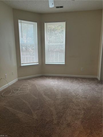 2304 Beach Haven Dr Apt 101, Virginia Beach, VA 23451
