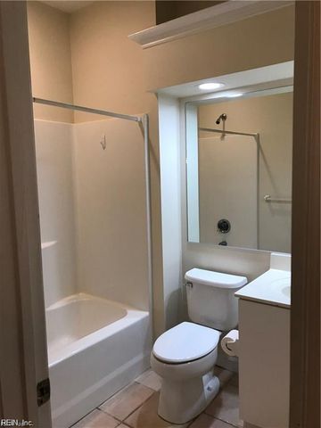2304 Beach Haven Dr Apt 101, Virginia Beach, VA 23451