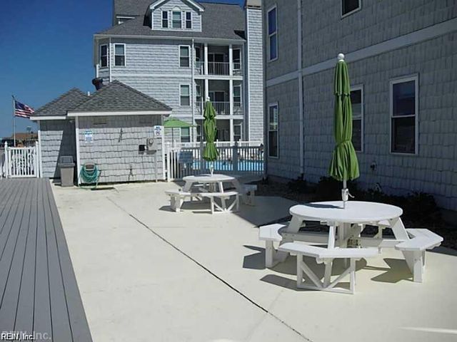 2304 Beach Haven Dr Apt 101, Virginia Beach, VA 23451