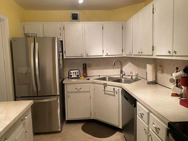 351 NE 19th Place 217k, Wilton Manors, FL 33305