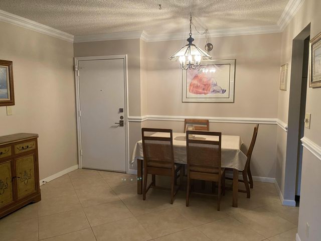 351 NE 19th Place 217k, Wilton Manors, FL 33305