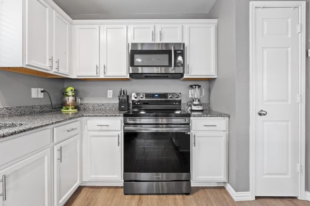 9937 Amosite Drive, Fort Worth, TX 76131