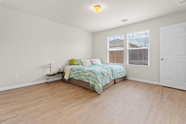 9937 Amosite Drive, Fort Worth, TX 76131